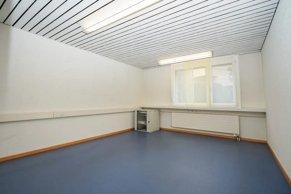 Attraktive Büroräumlichkeiten im EG zu vermieten!