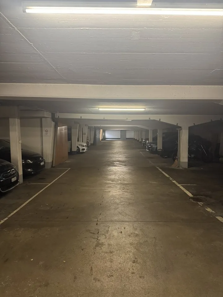 Sichern Sie sich Ihren Einstellhallenplatz in Bümpliz!