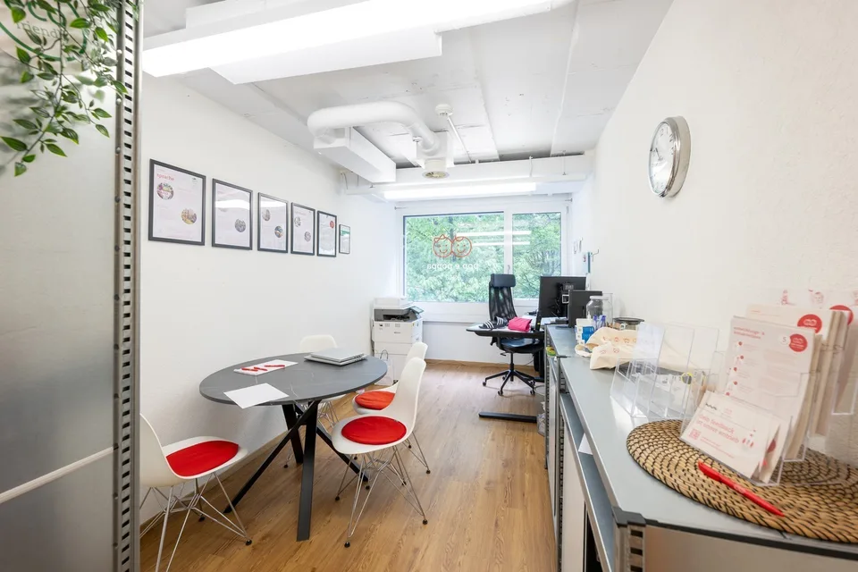 Flexible Gewerbefläche an zentraler Lage – ideal für KITA, Büro oder Praxis