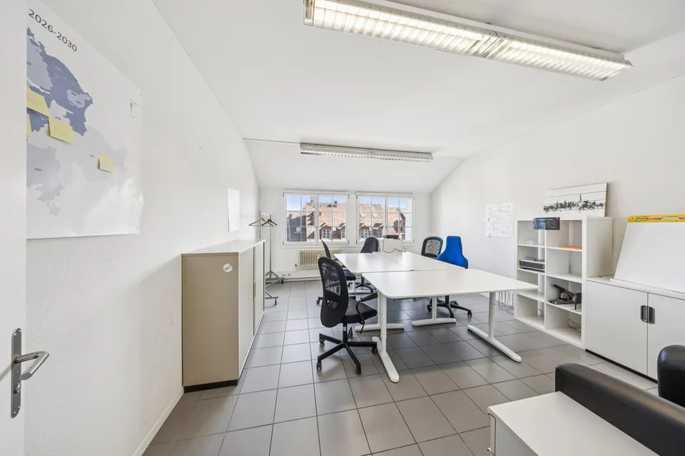 Büroräumlichkeiten mit über 600m² Nutzfläche mitten im Stadtzentrum – foto 14 di 19