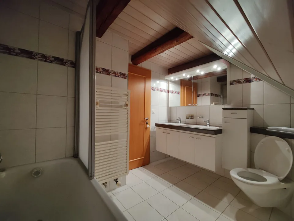 Gemütliches/ruhiges Zimmer nahe am Wohlensee, in 15min im vonRoll/Länggasse