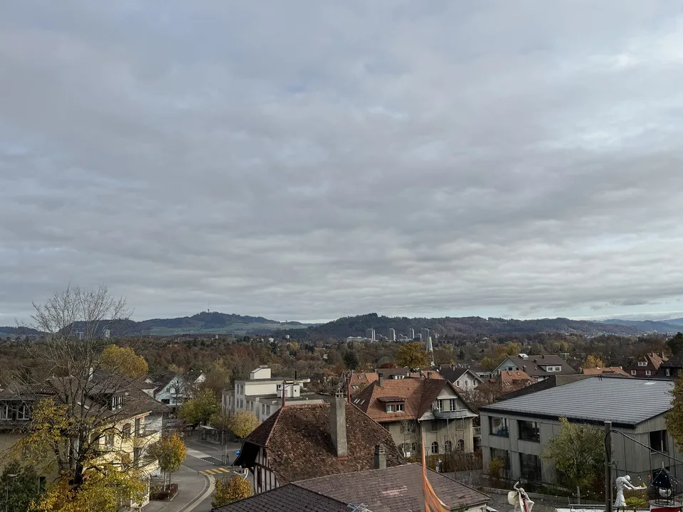 Grosser Estrich als Hobbyraum zu vermieten