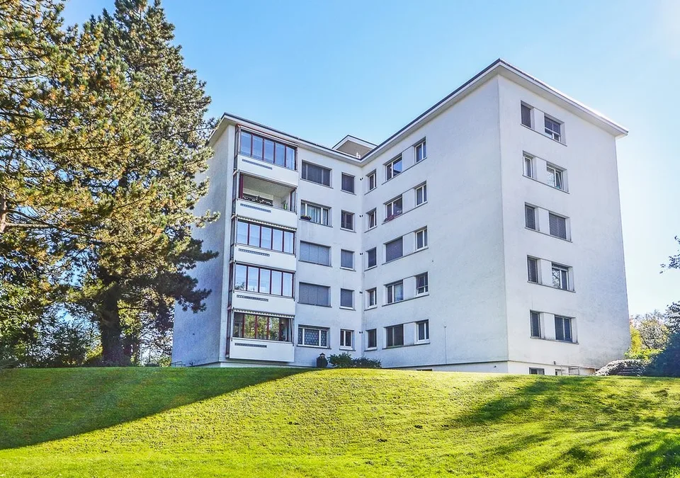 Einstellhallenplatz in Muri