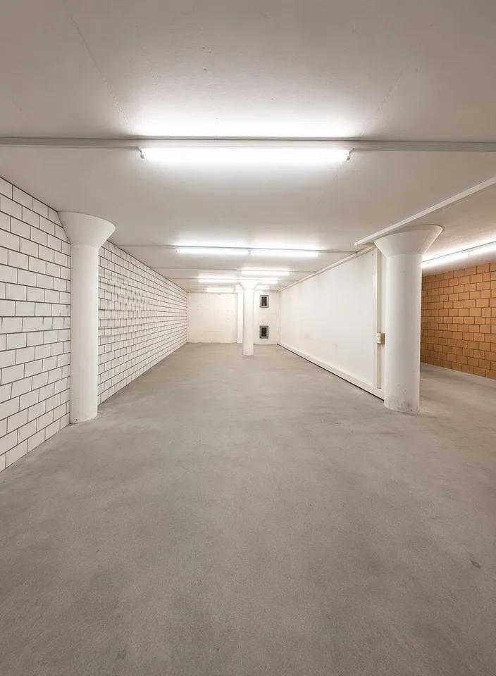 Nachmieter gesucht: 126 m² Lagerraum / Bastelraum in Wabern