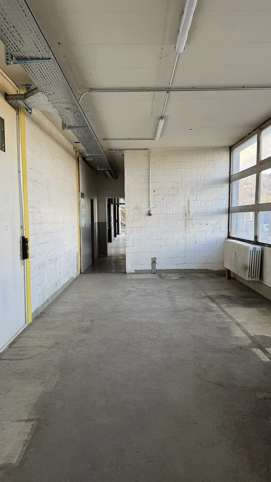 Raum für Ihren Betrieb – 505 m² Gewerbefläche mit Laderampe in Kehrsatz – Foto 6 von 14