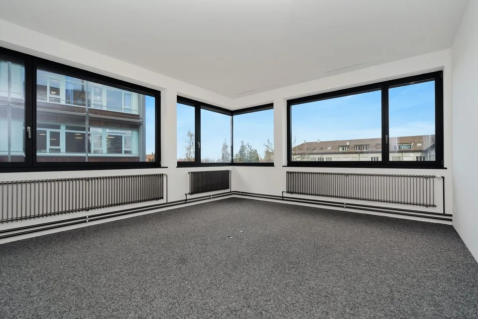Top angebundene Büro- und Praxisflächen in Wabern