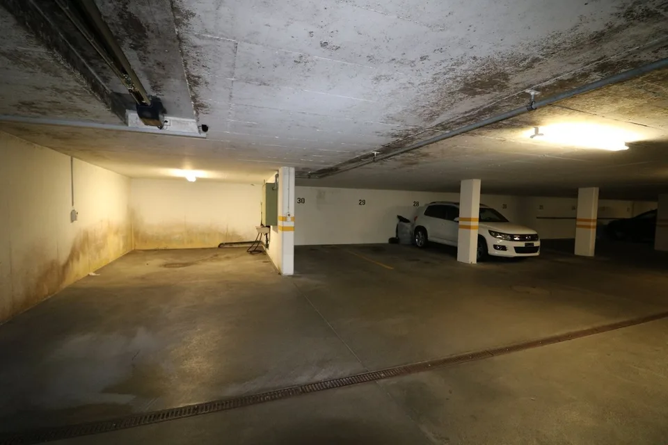 Einstellhallenplätze in Schliern zum vermieten!