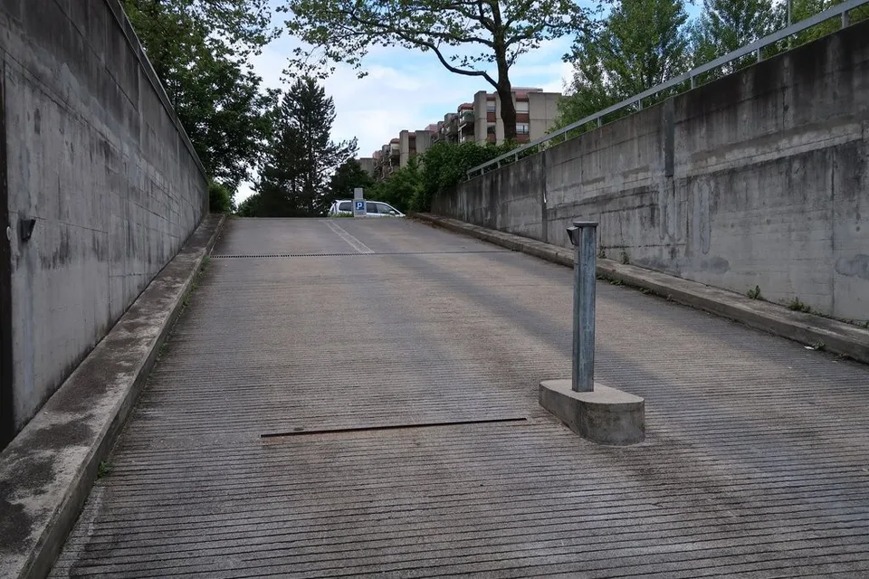 Rollereinstellplatz in Wabern