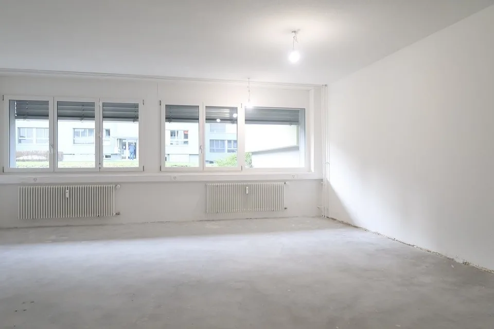 Attraktives Büro in zentraler Lage nahe der Tramstation Sandrain – Foto 6 von 11