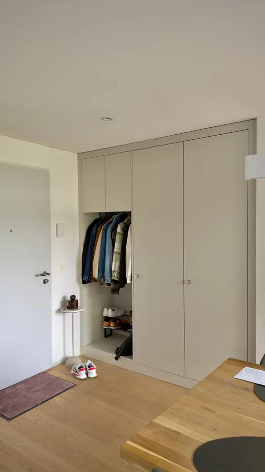 Wunderschöne 2,5-Zimmer-Wohnung (62 m²) mit grosser 20 m² Terrasse mit Parkplatz