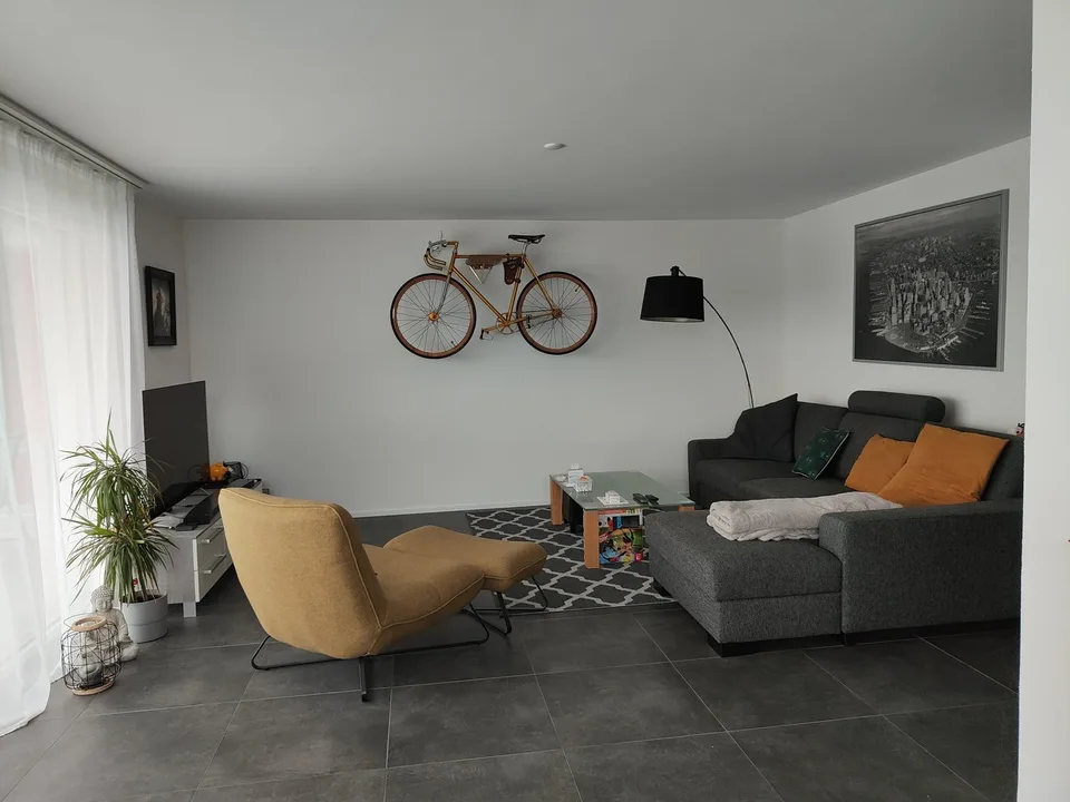 Grand 3.5 pces de 88m2 dans immeuble récent