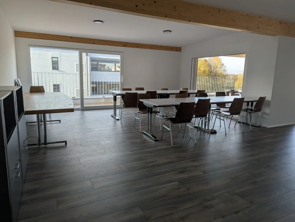 Locaux pour cabinets à Morat