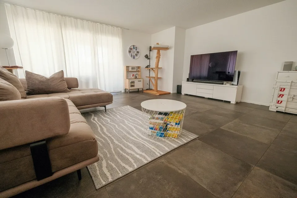 Moderne 4.5-Zimmer Duplex Wohnung in Bösingen zu vermieten