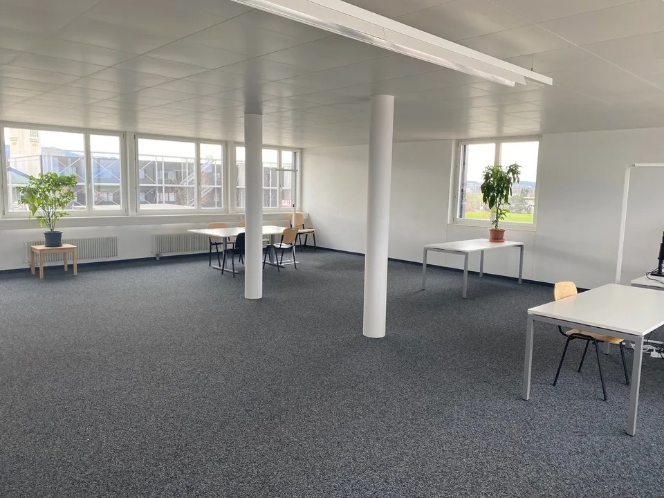 Moderne Büroräumlichkeiten in Düdingen
