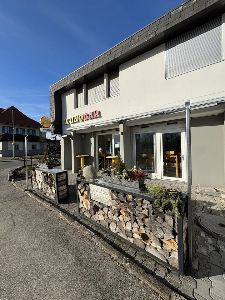 Restaurant an bester Lage in Wünnewil