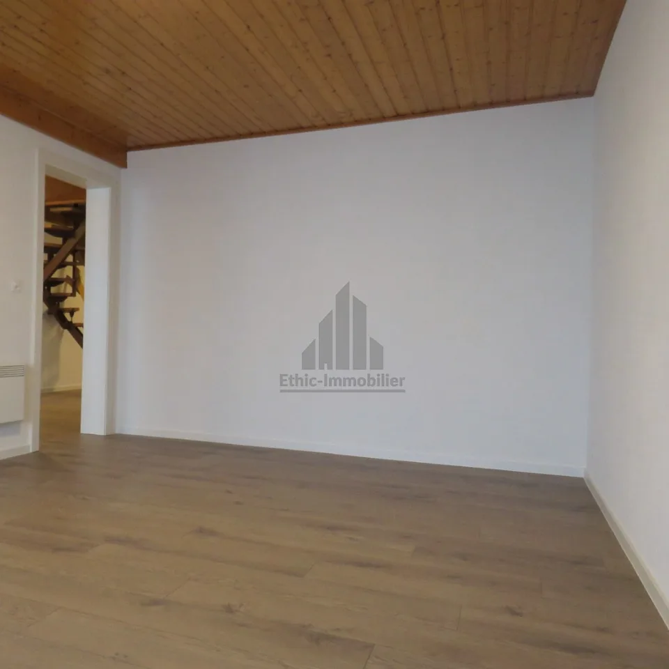 Appartement familial de 4.5 pièces en duplex – Vue lac et montagnes