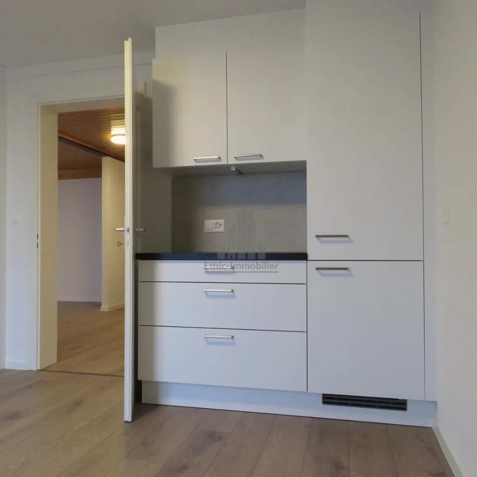 Appartement familial de 4.5 pièces en duplex – Vue lac et montagnes – Foto 7 von 14