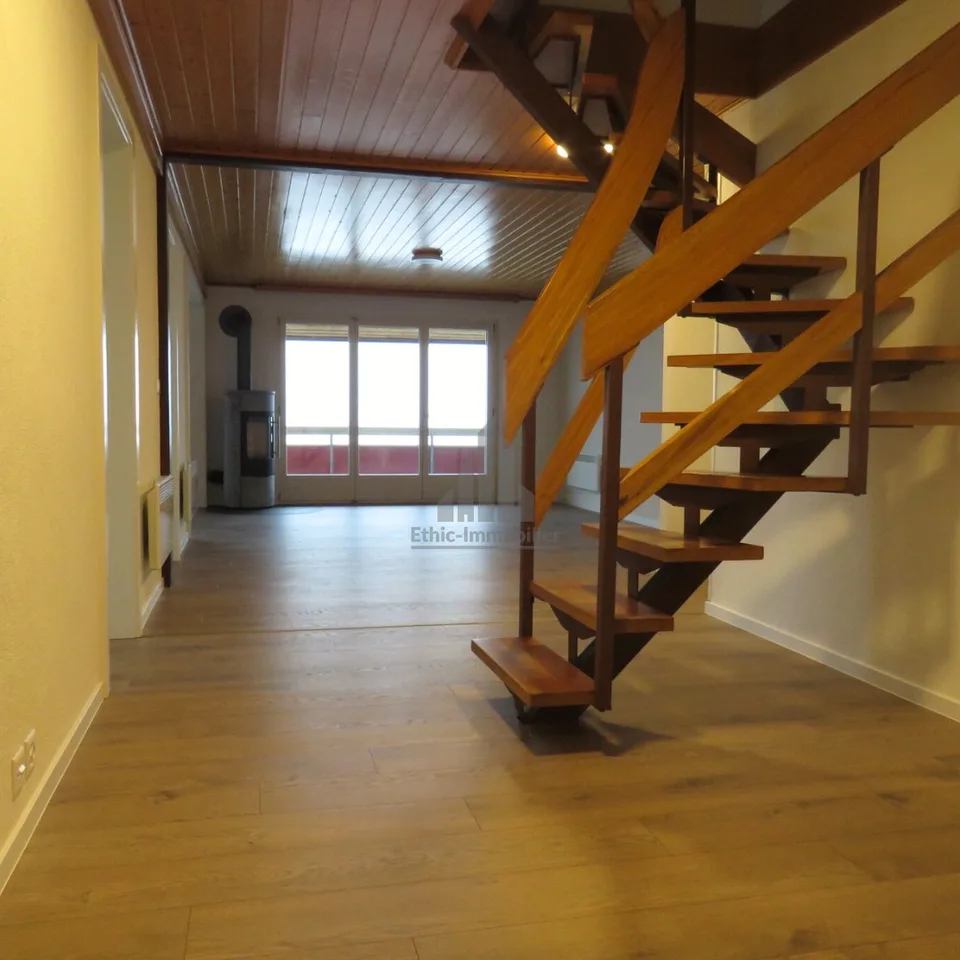 Appartement familial de 4.5 pièces en duplex – Vue lac et montagnes – Foto 10 von 14