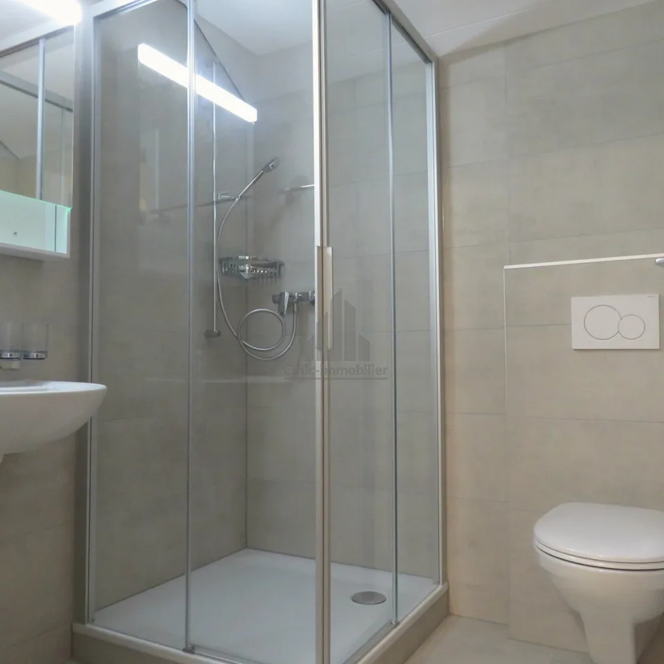 Appartement familial de 4.5 pièces en duplex – Vue lac et montagnes – Foto 13 von 14