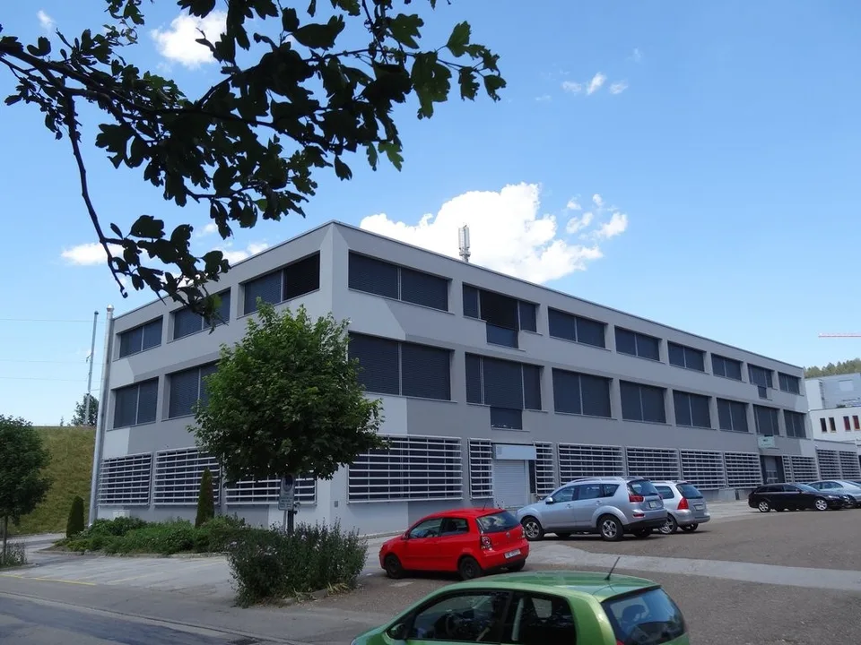Local-dépôt de 80m2 à louer