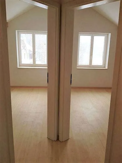 Appartement moderne de 4.5 pièces à louer à St-Imier – env. 130 m²