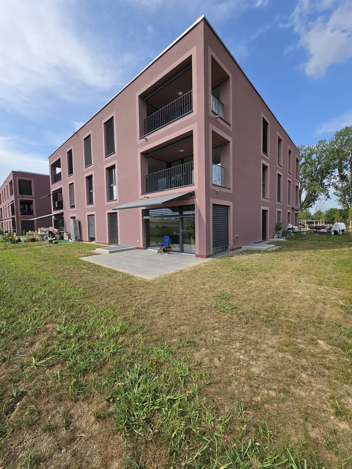 À remettre – Superbe appartement neuf de 3.5 pièces avec grand jardin privatif à St-Aubin (FR)