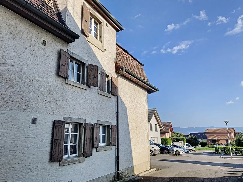 À louer ? Spacieux local dépôt d?environ 63 m² à Cugy