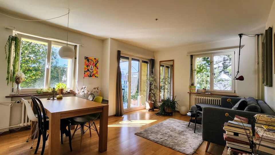 (Tolle) Wohnung zum Teilen mitten in Zürich-Wipkingen