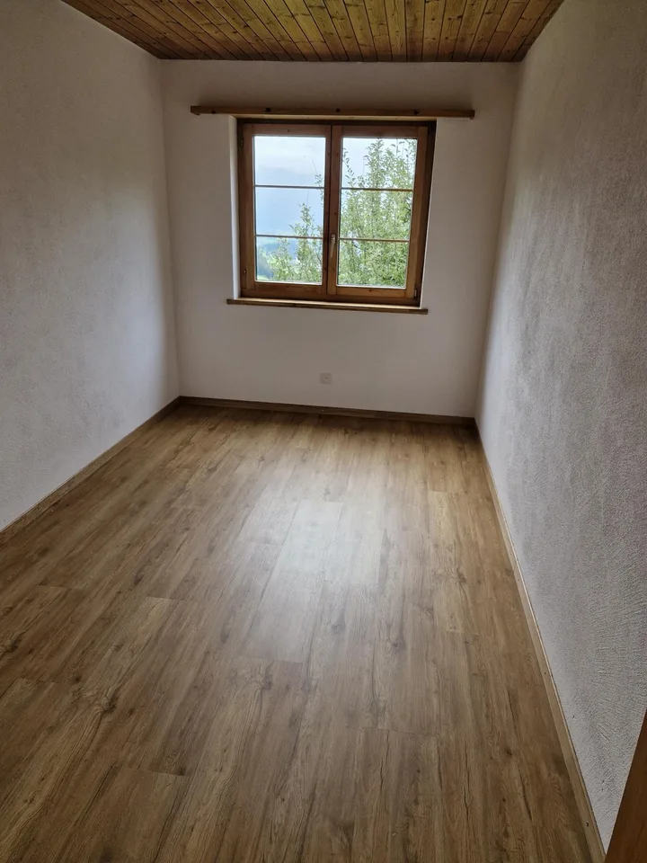 Charmante 3.5-Zimmer-Wohnung mit Terasse in Vaz/Obervaz, Muldain"