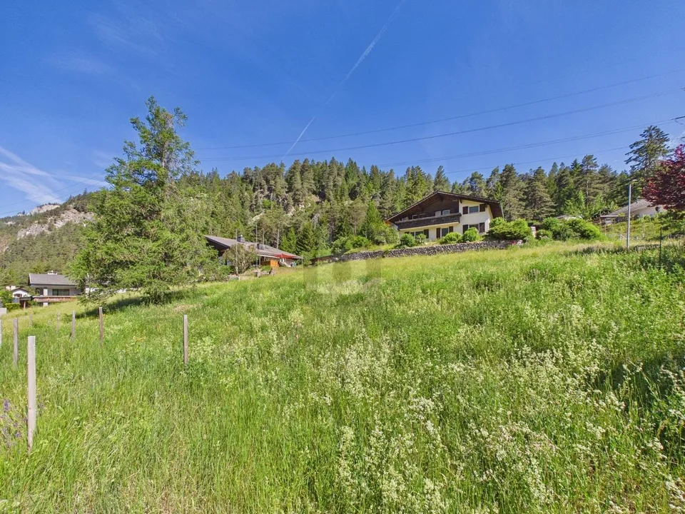 SONNIGE AUSSICHTSLAGE MIT BERGPANORAMA