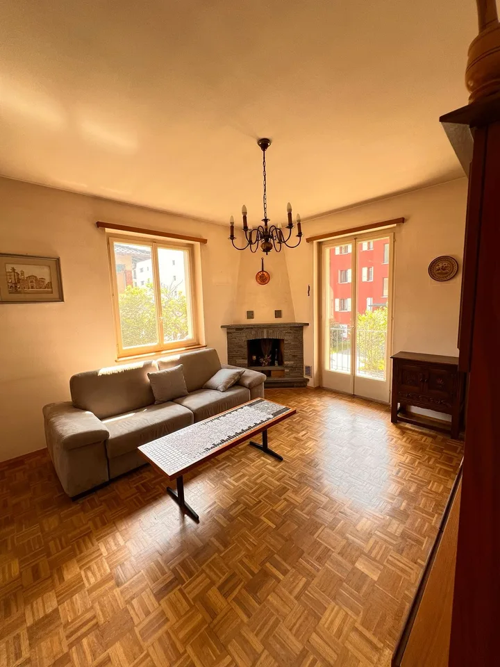 Accogliente casa indipendente con ampio giardino a Sementina