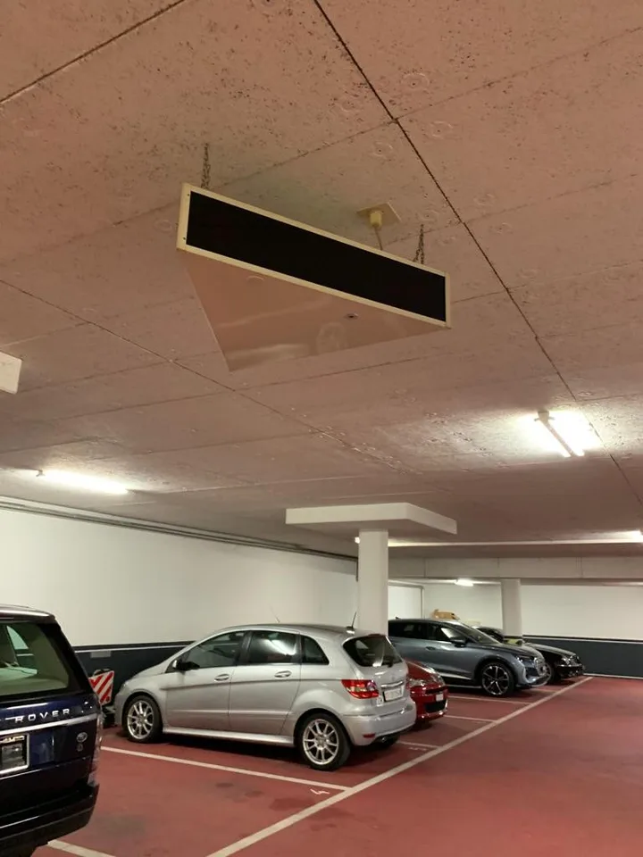 WE 2959 Losone, parcheggio auto