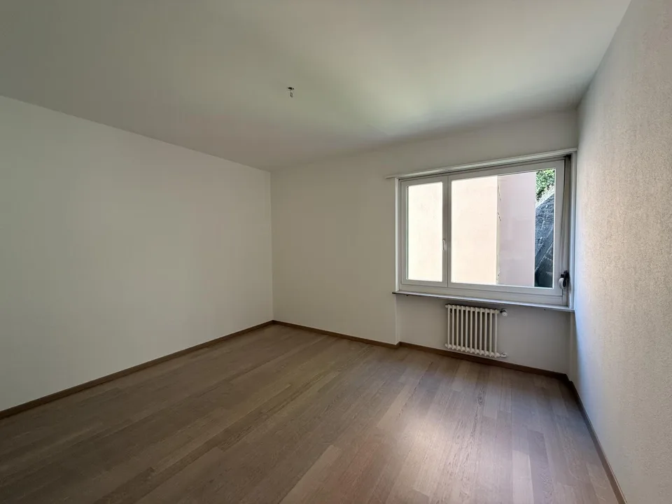 Stilvolle 3.5-Zimmer-Wohnung mit Panorama-Seesicht in Lugano