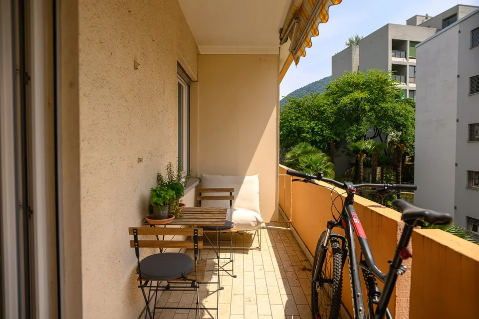 Bright 2.5 Apartment in the Center of Lugano [Temporary]