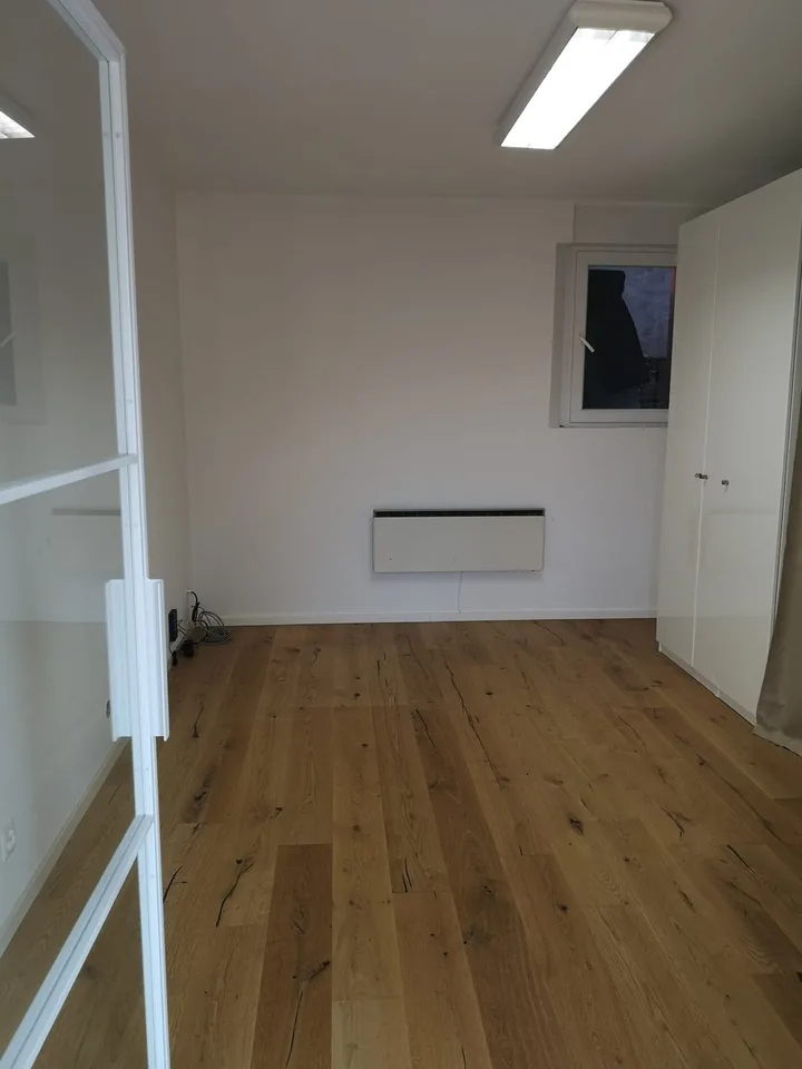 Helle, ruhige Wohnung mit Aussichtslage