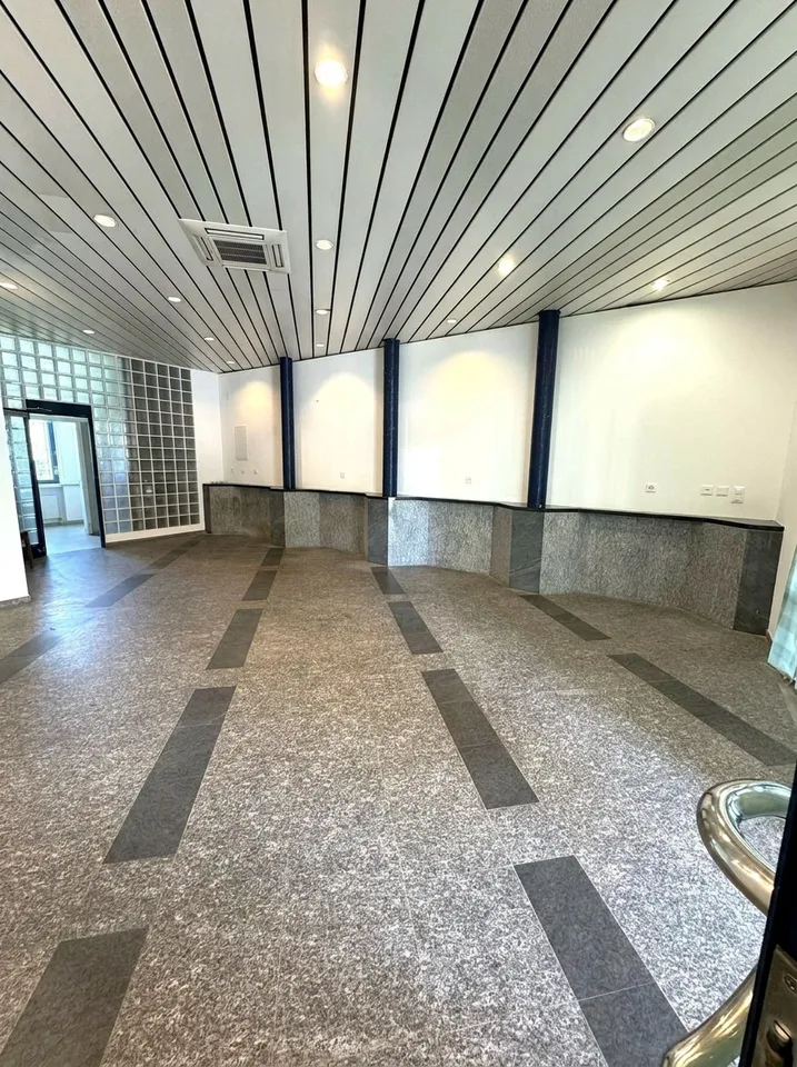 Locale commerciale in affitto a Morbio Inferiore