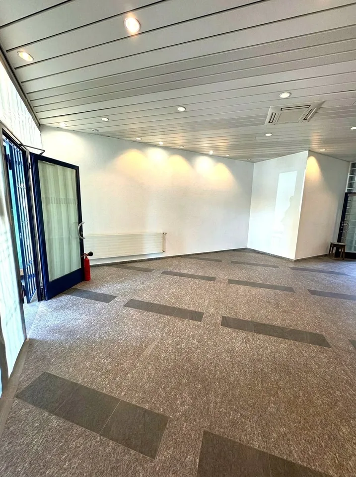 Locale commerciale in affitto a Morbio Inferiore
