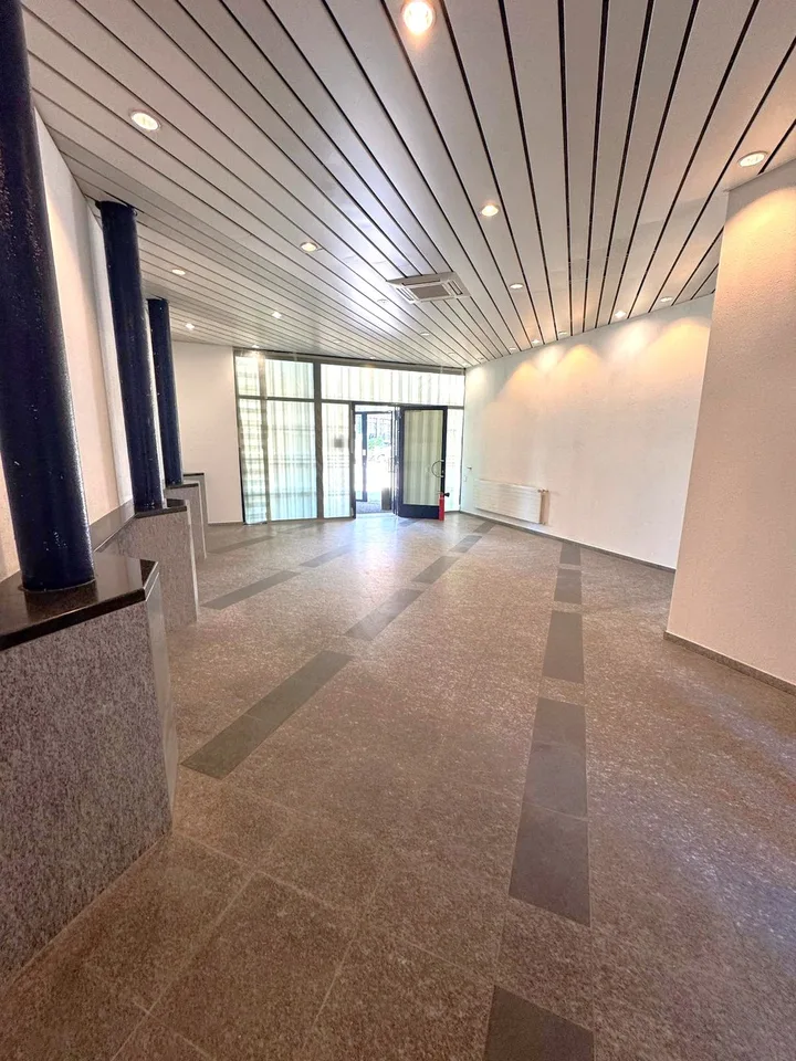Locale commerciale in affitto a Morbio Inferiore
