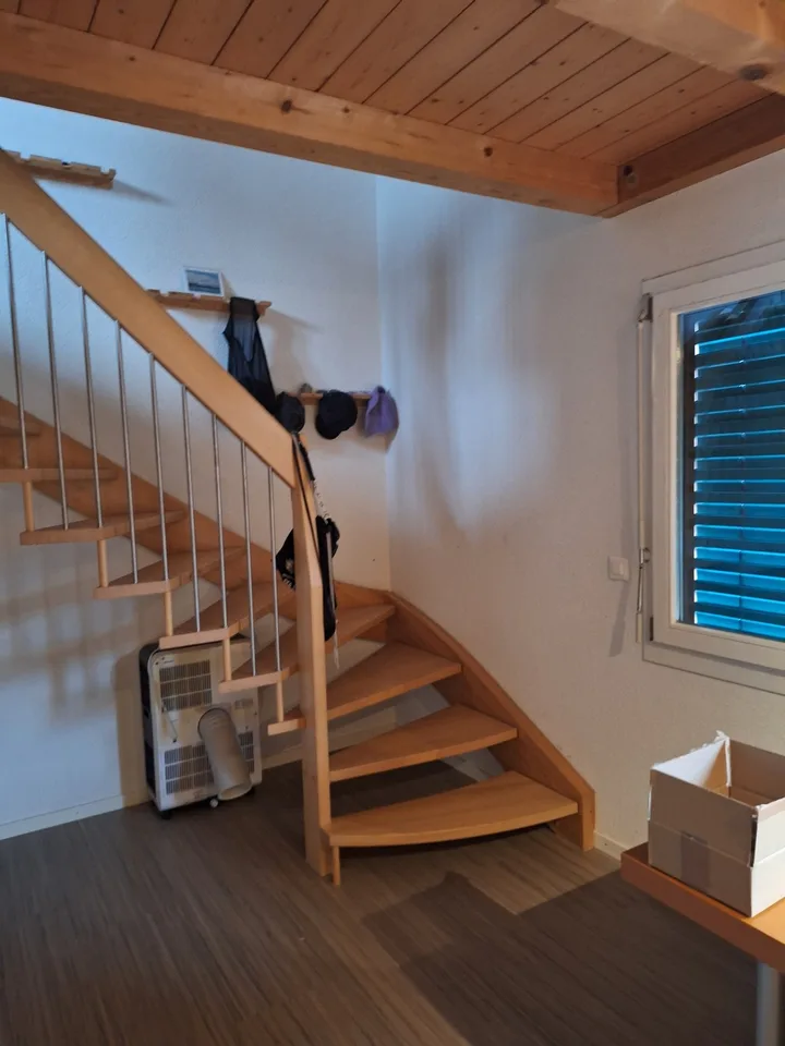 Grosses Zimmer mit Galerie
