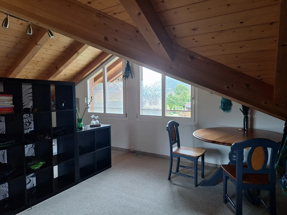 Grosses Zimmer mit Galerie