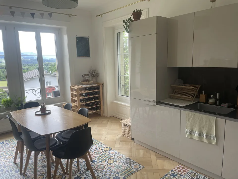 Appartement de caractère dans une maison de maître rénovée - Villars-sur-Glâne