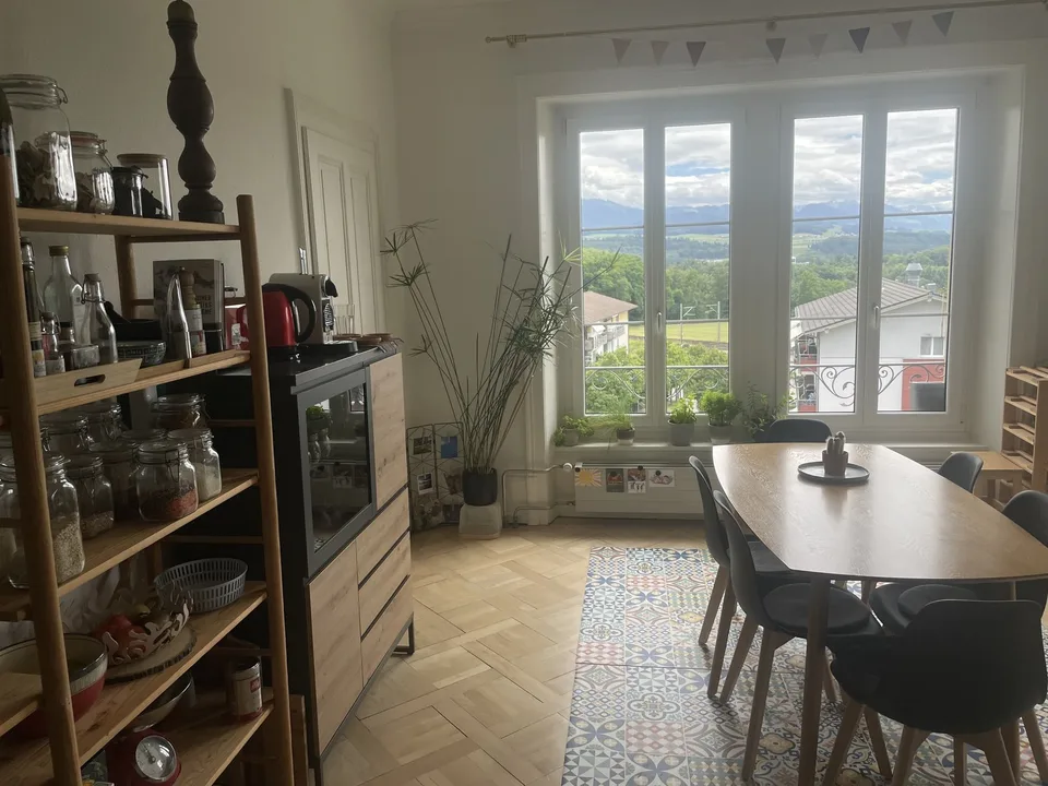 Appartement de caractère dans une maison de maître rénovée - Villars-sur-Glâne