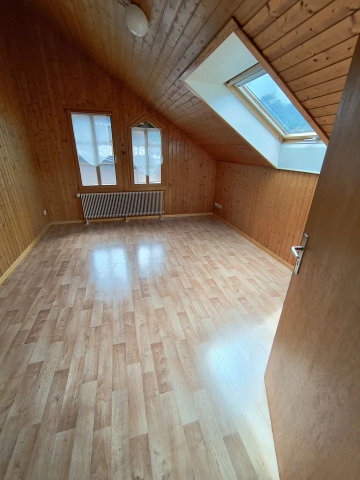 2.5‑Zimmer‑Wohnung in 3800 Matten – hell, ruhig, 60 m²