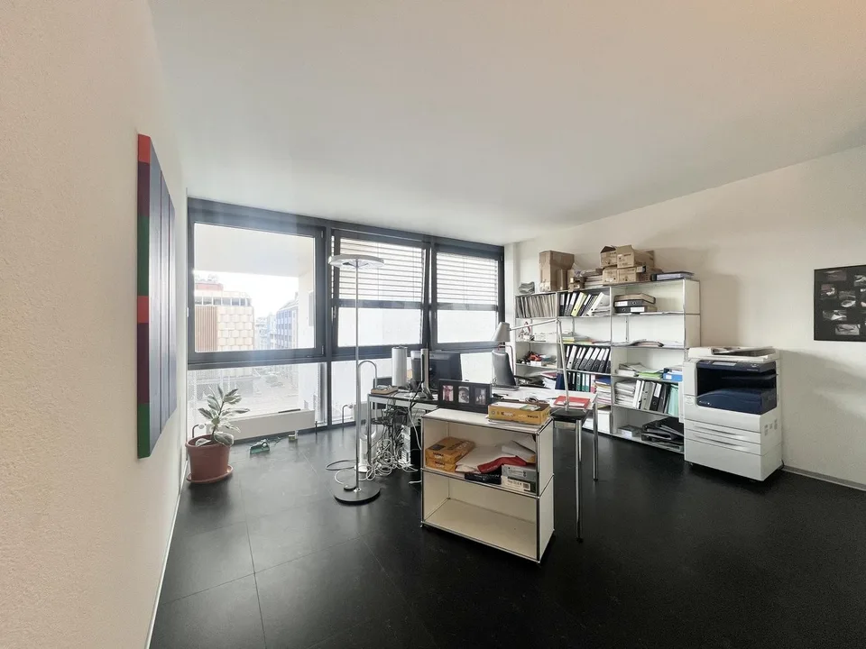 À louer – Bureau de 55 m² au 2ᵉ étage, en plein centre-ville