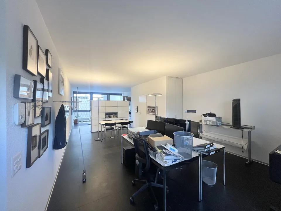 À louer – Bureau de 55 m² au 2ᵉ étage, en plein centre-ville