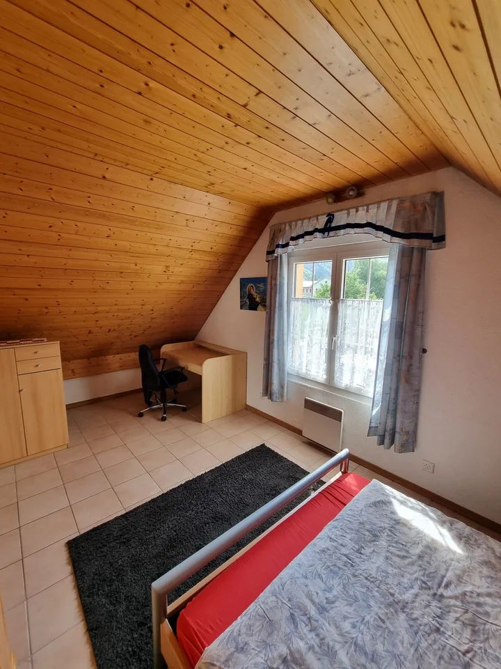Zimmer in Einfamilienhaus im OG, Wallis, Ruhig & Zentral