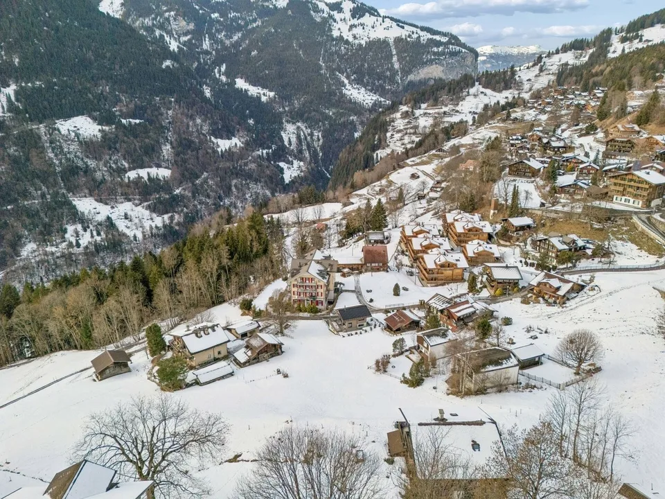 Grosszügige Baulandparzelle an sehr guter Lage in Wengen