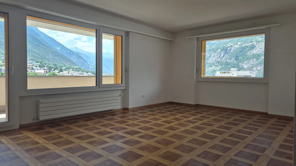 Grosszügige 4.5-Zimmer-Wohnung in Brig-Glis an zentraler Lage und mit Bergsicht