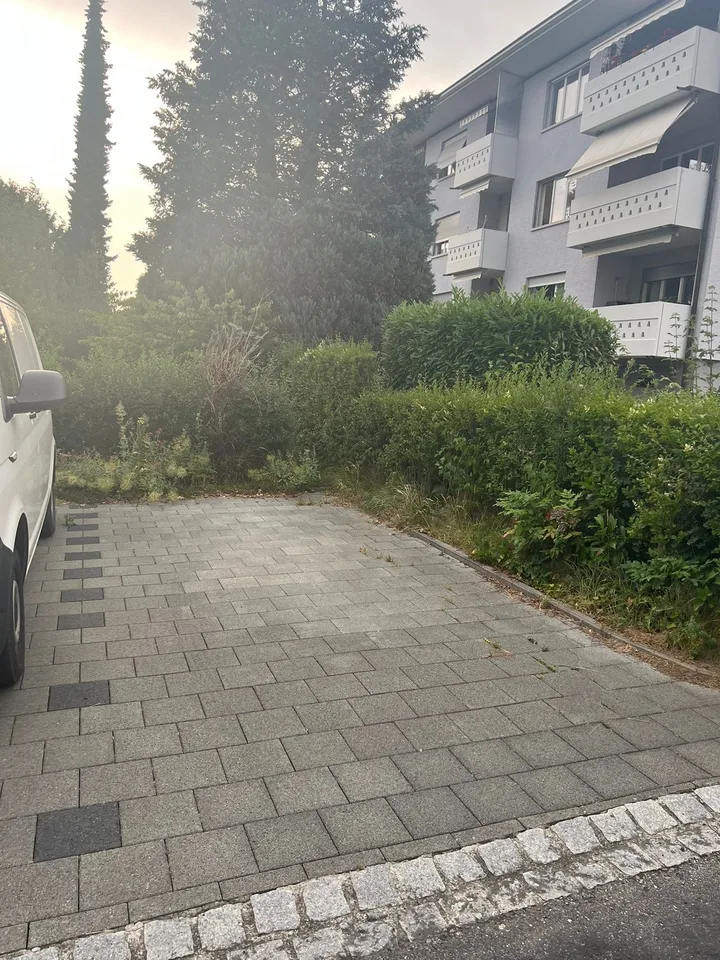Aussenparkplatz befristet zu vermieten