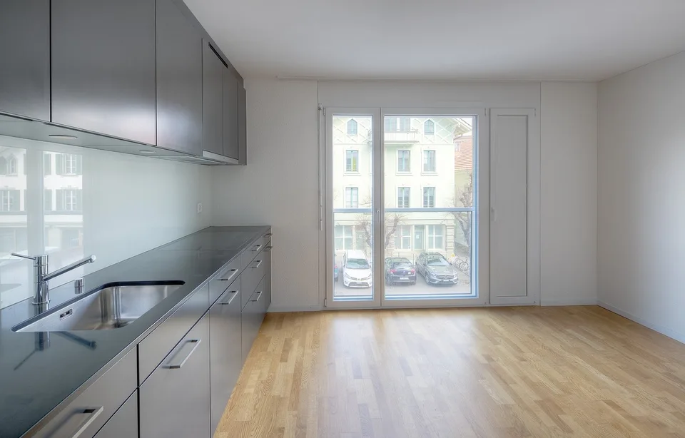 Neu ausgebaute 2.5-Zimmer-Wohnung im Rexmax Thun